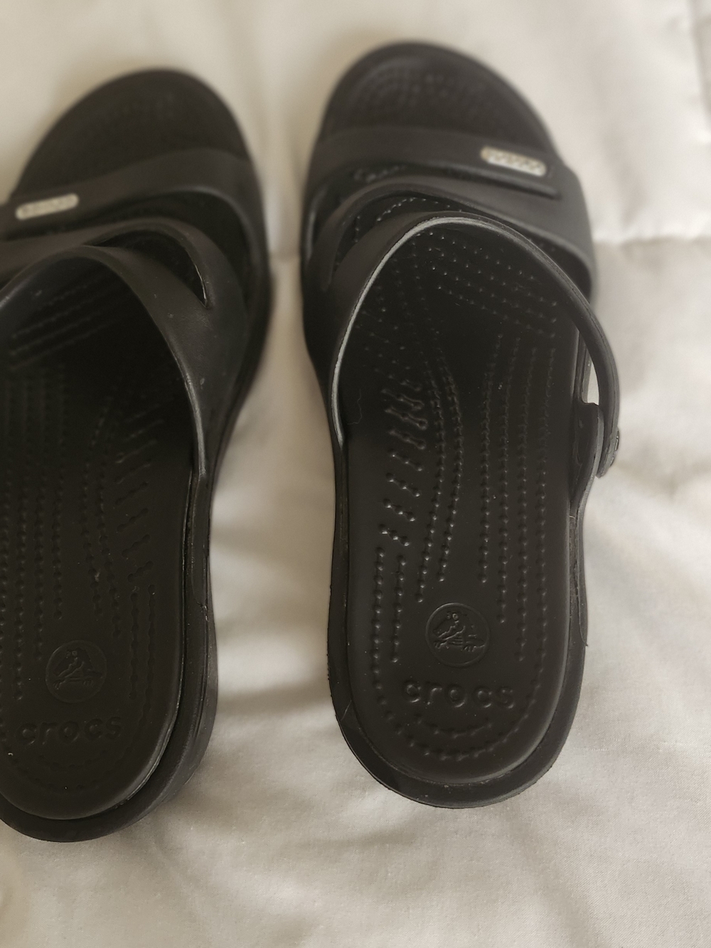Crocs Black Classic Slide Sandals - Picture 4 of 8